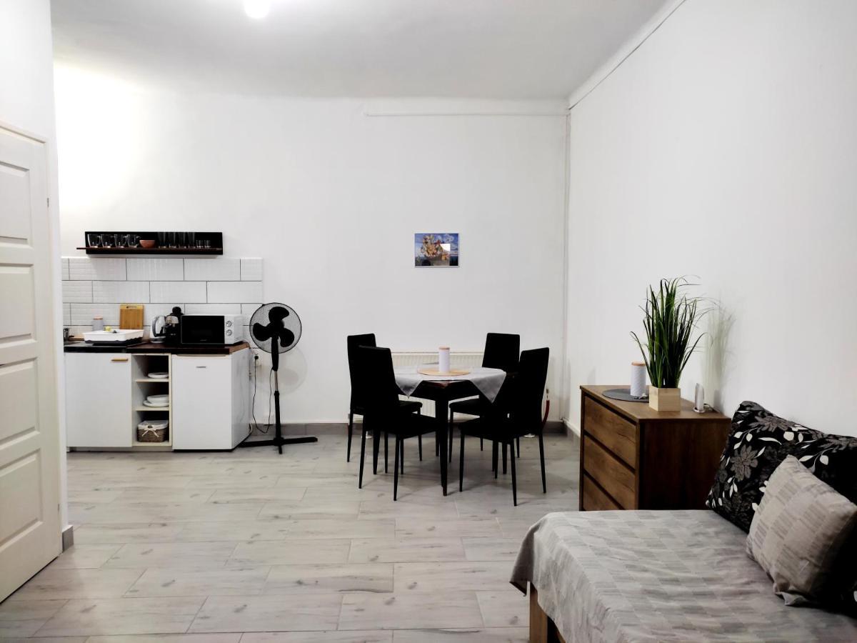 Dunapart Apartment Vác Εξωτερικό φωτογραφία